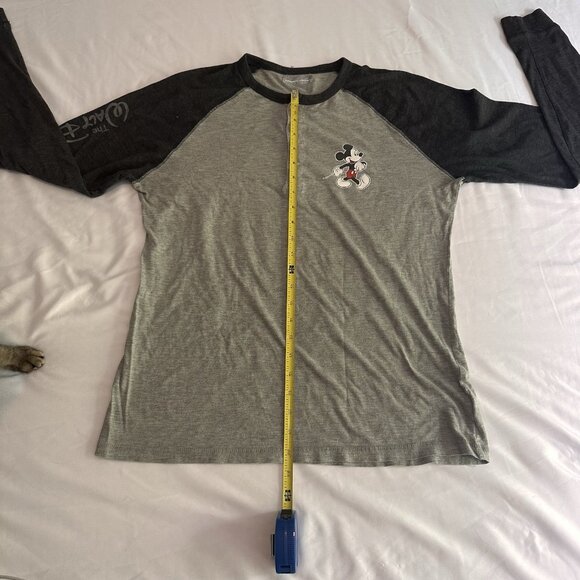 Disney Parks Cast Exclusive Mickey Mouse Henley Shirt Knit Gray Men’s M - Picture 7 of 12